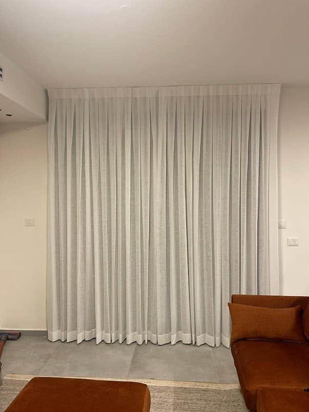 וילון קפלים קלאסי מחיר יקבע לפי גודל חלון ואיבזור