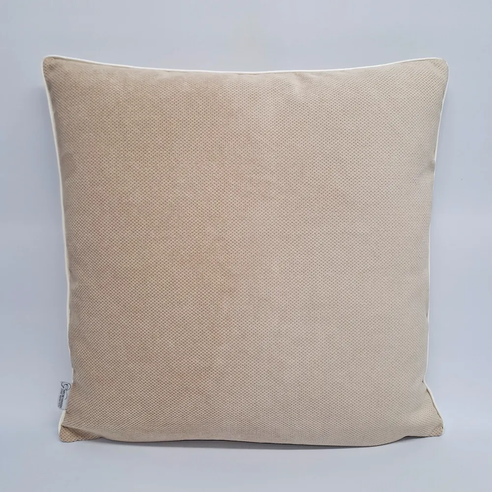 כרית נוי סופיה קדר לבן