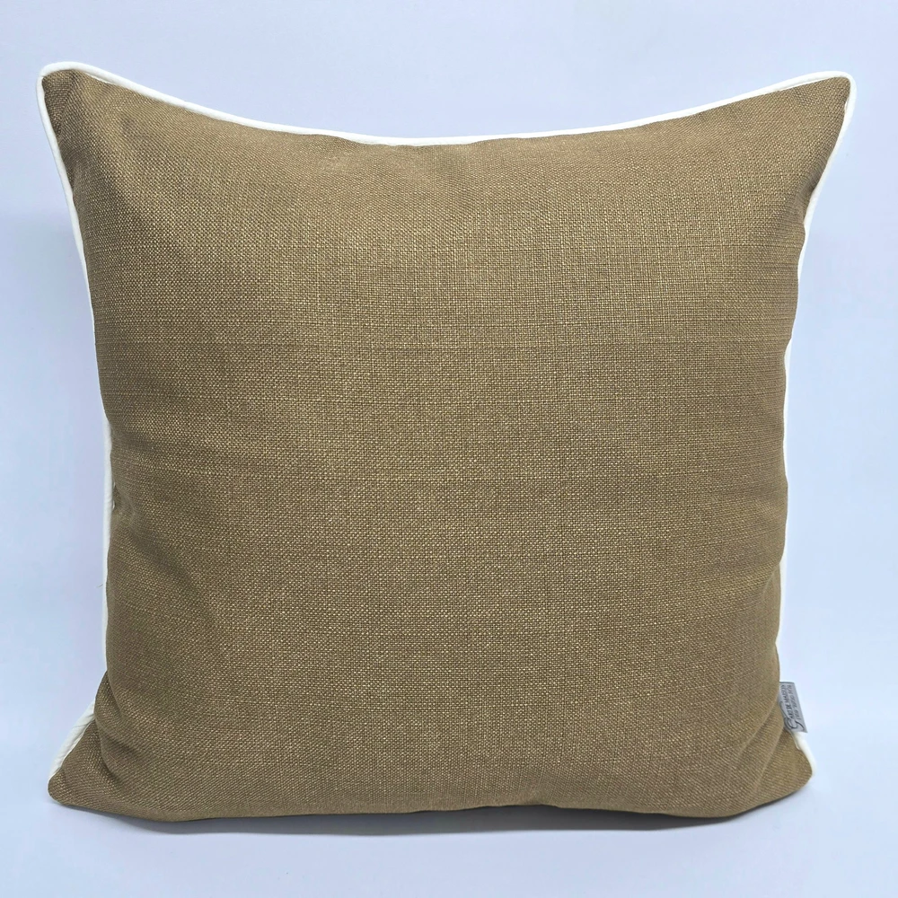 כרית נוי פשתן חמרה עם קדר שמנת