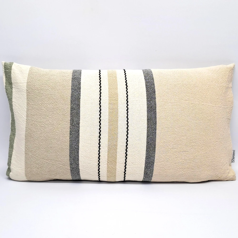 כרית נוי לסלון כותנה גיברלטר