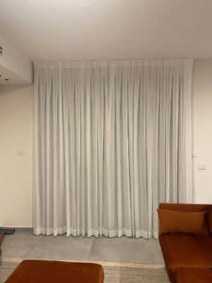 וילון קפלים קלאסי מחיר יקבע לפי גודל חלון ואיבזור