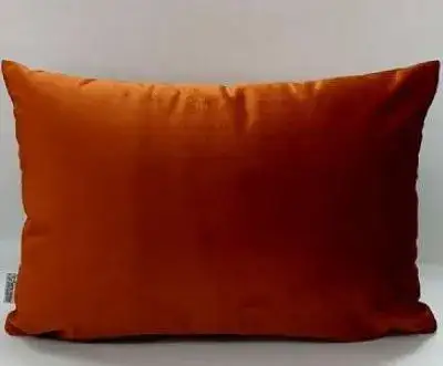 כרית נוי קטיפה חמרה בריק