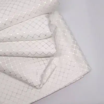 מפות השולחן שלנו הן אביזר קל להוספת צבע ואוירה בשולחן האירוח המפות מיוצרות מבדים איכותיים הנבחרים