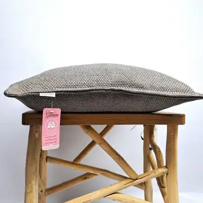 כרית נוי בלייזר צביטה אפור