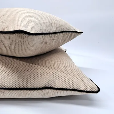 כריות נוי סופיה קדר שחור