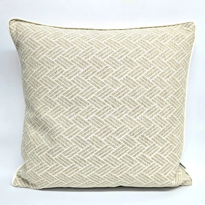 כרית נוי לסלון מאלמו שמנת + קדר בהיר