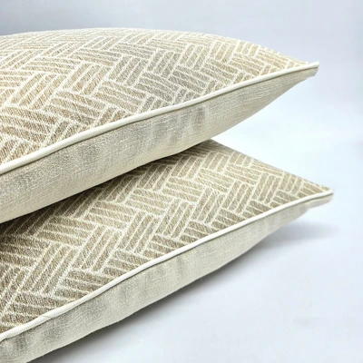 כרית נוי לסלון מאלמו שמנת +קדר בהיר