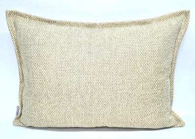 כרית נוי קיוטו בד ארוג בגוון קרם מחוזק