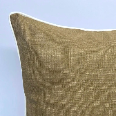 כרית נוי לסלון פשתן חמרה עם קדר שמנת