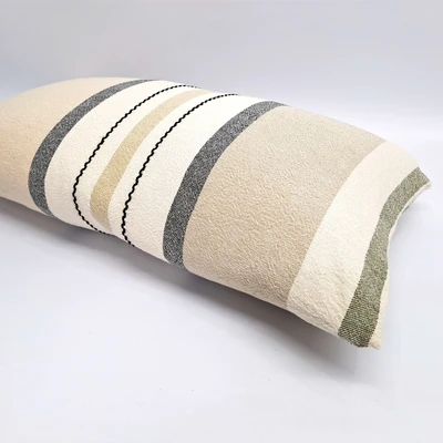 כרית נוי לסלון כותנה גיברלטר