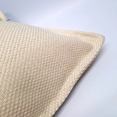 כרית נוי לסלון בלייזר שמנת צביטה