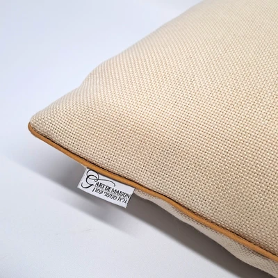 כרית נוי לסלון סופיה קדר חמרה