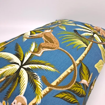 כרית נוי לספה טרופיקנה כחול