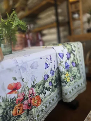 סורנטו מפת שולחן מודפסת דגם פרחי גינה