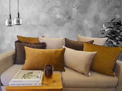 מערך כריות קטיפה בגווני סהרה כולל קדר בתמונה 8 כריות